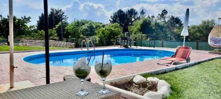 Alojamiento Entero Con Piscina Y Jardin. Ourense Buitenkant foto