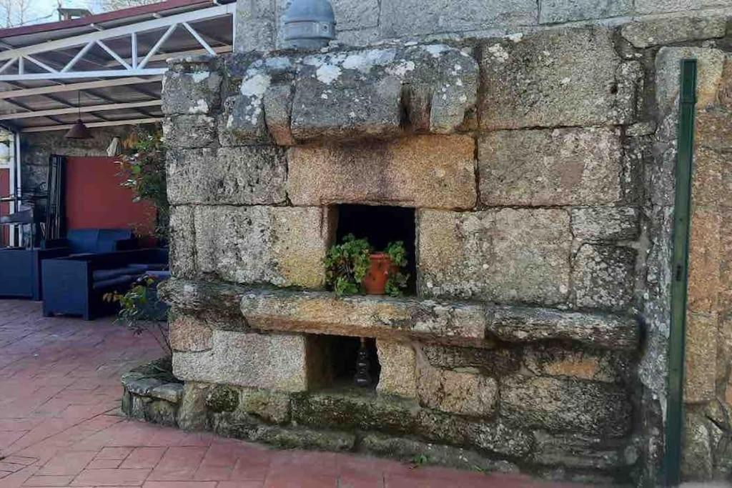 Alojamiento Entero Con Piscina Y Jardin. Ourense Buitenkant foto