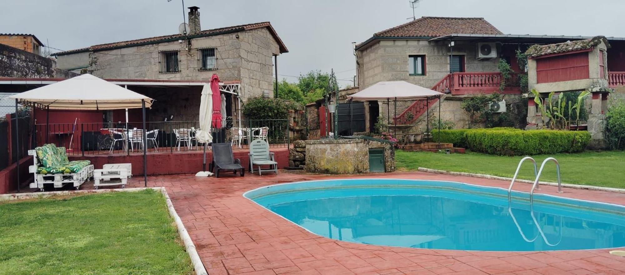 Alojamiento Entero Con Piscina Y Jardin. Ourense Buitenkant foto